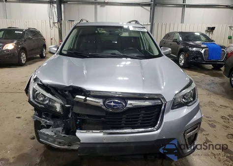 2020 Subaru Forester Touring z USA, uszkodzony, nr VIN JF2SKAXC4LH424636